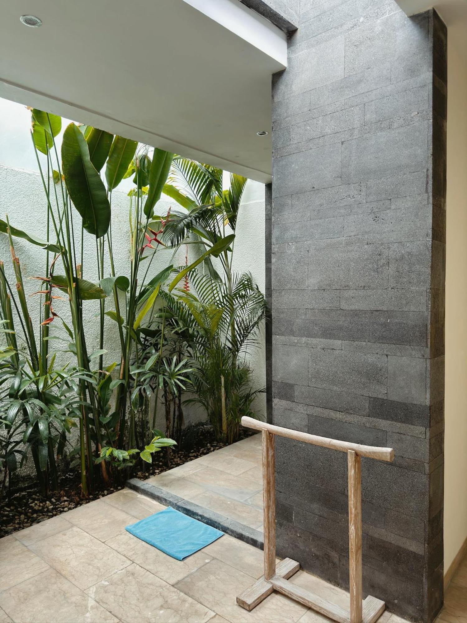 Aster Villa Seminyak Eksteriør bilde